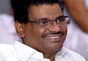ദേശീയ ഗെയിംസിൽ പ്രധാനമന്ത്രിയുടെ അഭിനന്ദനമുയർത്തി കായികമന്ത്രി; വിമർശനം ഉന്നയിക്കുന്നത് തലപ്പന്തുപോലും കളിക്കാത്തവർ; അന്വേഷണത്തിനും തയ്യാർ; ഉപ്പു തിന്നവർ വെള്ളം കുടിക്കുമെന്നും തിരുവഞ്ചൂർ