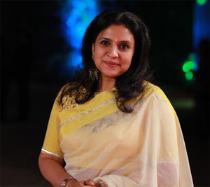 ഇൻഡിവുഡ് ഫാഷൻ പ്രീമിയർ ലീഗിന്റെ എക്സിക്യൂട്ടീവ് ഡയറക്ടർ അഭിനി സോഹൻ റോയി 'മിസ്സിസ് കോസ്മോസ് ഫാഷൻ ഐക്കൺ 2020 ന്റെ ' ബ്രാൻഡ് അംബാസഡർ