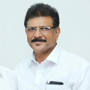 കോഴിക്കോട് വടകര സ്വദേശി ബഹ്റൈനിൽ കോവിഡ് ബാധിച്ച് മരിച്ചു; മൂന്നു പതിറ്റാണ്ടായി ബഹ്റൈൻ മലയാളികൾക്കിടയിൽ സജീവമായ ജമാൽ പരക്കുതാഴെത്തിന് ആദരാഞ്ജലികളർപ്പിച്ച് മലയാളി സമൂഹം