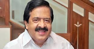 വിജിലൻസിനെതിരെ വാളോങ്ങി നിന്ന തോമസ് ഐസക്കിനെ മുഖമടച്ച് പ്രഹരിക്കുന്ന മട്ടിലാണ് മുഖ്യമന്ത്രി മറുപടി നൽകിയത്; മുഖ്യമന്ത്രി തള്ളിപ്പറഞ്ഞ തോമസ് ഐസ്ക്കിന് മന്ത്രിസഭയിൽ തുടരാൻ അർഹത നഷ്ടപ്പെട്ടു; രാജി വയ്ക്കണമെന്ന് രമേശ് ചെന്നിത്തല