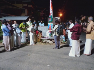 യൂത്ത് കോൺഗ്രസ്സ് വിവേകാനന്ദ ജ്യോതി തെളിയിച്ചു