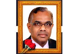 മലയാളികളുടെ സ്വന്തം ഹരിയേട്ടന് അപ്രതീക്ഷിത വിയോഗം; വ്യവസായിയും മുൻ ഹൈക്കമ്മീഷൻ ഉദ്യോഗസ്ഥനും സംഘാടകനുമായ തെക്കുംമുറി ഹരിദാസ് അന്തരിച്ചത് ഇന്ന് അതി രാവിലെ ലണ്ടനിൽ; അവിശ്വസനീയ വാർത്തയിൽ ഞെട്ടി മലയാളികൾ
