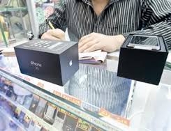 സ്വദേശീവൽക്കരണം: സൗദിയിലെ മൊബൈൽ കടകളിൽ വ്യാപക പരിശോധന; മലയാളികൾ ആശങ്കയിൽ