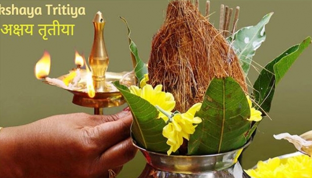 അക്ഷയ തൃതീയക്ക് വ്രതമെടുത്ത് ഭജനമിരിക്കുകയാണ് വേണ്ടത്; അന്ന് സ്വർണം, വെള്ളി, ചെമ്പ് ഈ മൂന്നു ലോഹങ്ങളും കാണുകയോ കൈ കൊണ്ട് തൊടുകയോ പാടില്ലെന്ന് ജ്യോതിഷികൾ;