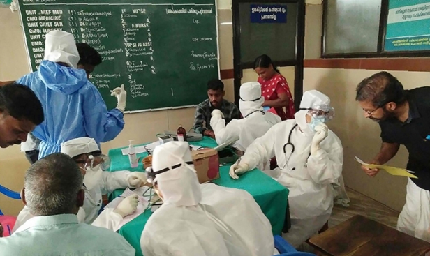നിപ്പ പ്രതിരോധത്തിന് നേതൃത്വം നൽകിയവരെ ആദരിക്കുന്നതിലും രാഷ്ട്രീയം; കേന്ദ്രസംഘത്തിലെ ഡോക്ടർമാർ ആരും തന്നെ ലിസ്റ്റിലില്ല; രാപ്പകൽ പ്രവർത്തിച്ച ജില്ലാ കളക്ടറെയും ഒഴിവാക്കി; അർഹതപ്പെട്ടവർ അവഗണിക്കപ്പെട്ടാൽ ചടങ്ങ് ബഹിഷ്ക്കരിക്കുമെന്ന് ബിജെപി