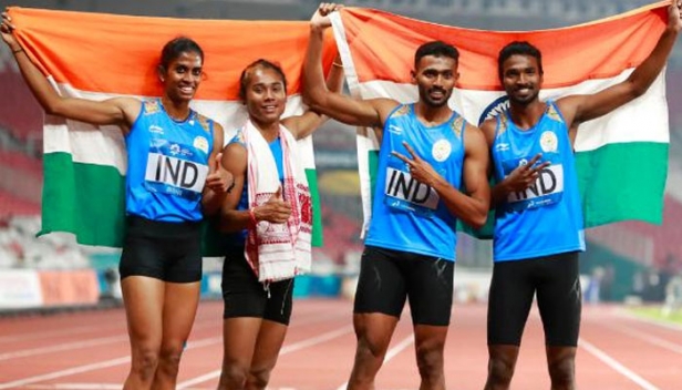 ഏഷ്യൻ ഗെയിംസ് മിക്സഡ് റിലേയിൽ ഇന്ത്യക്ക് വെള്ളി; 400 മീറ്റർ മിക്സഡ് റിലേയിൽ വെള്ളിനേടിയത് മുഹമ്മദ് അനസ് ഉൾപ്പെട്ട ടീം; ട്രാക്കിന്ന് ഇന്ത്യക്ക് സ്വന്തം
