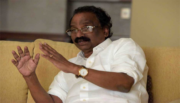 സർക്കാർ ഫണ്ട് അനുവദിച്ചില്ലെങ്കിൽ ചലച്ചിത്ര മേള നടത്താനാവില്ലെന്ന് മന്ത്രി എകെ ബാലൻ; മേളയുടെ ചെലവ് എത്ര ചുരുക്കിയാലും നടത്തിപ്പിന് മൂന്നു കോടി രൂപ വേണം; സർക്കാർ പ്ലാൻ ഫണ്ടിൽ നിന്ന് തുക അനുവദിക്കേണ്ടിവരുമെന്നും സാംസ്കാരിക വകുപ്പ് മന്ത്രി