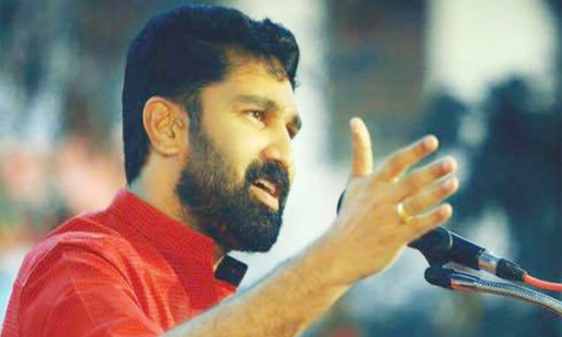 പിണറായി - ബഹ്റ ടീം കേരളത്തെ വെള്ളരിക്ക പട്ടണമാക്കി മാറ്റി; ജോലി ചെയ്ത ഉദ്യോഗസ്ഥയെ ശിക്ഷിച്ചിട്ടും സാംസ്കാരിക നായകർക്ക് മിണ്ടാട്ടമില്ല; പു ക സ നൽകിയ പൊന്നാടയിൽ നട്ടെല്ല് മൂടിപ്പുതപ്പിച്ച് വച്ചിരിക്കുന്നുവെന്നും എംഎൽഎയുടെ വിമർശനം