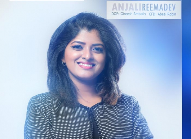 പതിനെട്ടാം വയസിൽ ബിസ്സിനസ്സ് ഡവലപ്മെന്റ് ഓഫീസറായി തുടക്കം; ഡിജിറ്റൽ മാർക്കറ്റിങിലൂടെ ബിസിനസിലേക്ക് ആദ്യ ചുവടുവയ്പ്പ്; ബിസിനസിൽ തിളങ്ങുന്ന പെൺകൊടി അഞ്ജലി റീമ ദേവിനെ അറിയാം
