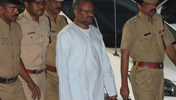 ജീവപര്യന്തം തടവ് വരെ ശിക്ഷ കിട്ടാവുന്ന കുറ്റങ്ങൾ ചുമത്തി ബിഷപ്പ് ഫ്രാങ്കോയ്ക്കെതിരെ കുറ്റപത്രം സമർപ്പിച്ചു; ചുമത്തിയത് ബലാൽസംഗവും പ്രകൃതി വിരുദ്ധപീഡനവും അടക്കം അഞ്ചുവകുപ്പുകൾ; പാലാകോടതിയിൽ കുറ്റപത്രം നൽകിയത് വൈക്കം ഡിവൈഎസ്പി കെ.സുഭാഷ്; പൊലീസ് നടപടിയിൽ സന്തോഷമെന്നും പകുതി നീതി കിട്ടിയെന്നും കുറവിലങ്ങാട് മഠത്തിലെ കന്യാസ്ത്രീകൾ