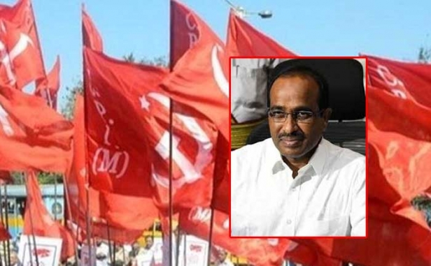 വോട്ടിങ് യന്ത്രങ്ങൾ സൂക്ഷിച്ചിരുന്ന സ്ട്രോംഗ് റൂമിൽ കയറി തഹസിൽദാർ; സിപിഎം പരാതിപ്പെട്ടപ്പോൾ സ്ഥലം മാറ്റാൻ ഉത്തരവിട്ട് വരണാധികാരിയായ കലക്ടർ