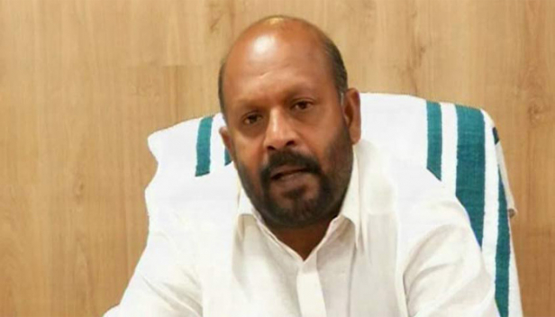 കർഷകർക്ക് ലഭിക്കേണ്ട വായ്പ ഇല്ലാതാക്കാൻ സർക്കാർ നിർദ്ദേശിച്ചിട്ടില്ല; കേന്ദ്രം തീരുമാനമെടുത്തത് വായ്പ്പ എടുക്കുന്ന ഭൂരിഭാഗവും കർഷകരല്ലെന്ന് കണ്ടെത്തിയപ്പോൾ; കള്ളപ്രചരണങ്ങൾക്ക് പിന്നിൽ പ്രവർത്തിച്ചത് അനധികൃത സാമ്പത്തിക ലാഭമുണ്ടാക്കുന്ന സംഘടിത ശക്തികൾ; കാർഷിക സ്വർണപണയ വായ്പ നിർത്തലാക്കിയെന്നത് തെറ്റായ വാർത്ത; ആശങ്കയ്ക്ക് അടിസ്ഥാനമില്ലെന്ന് മന്ത്രി വി എസ് സുനിൽ കുമാർ