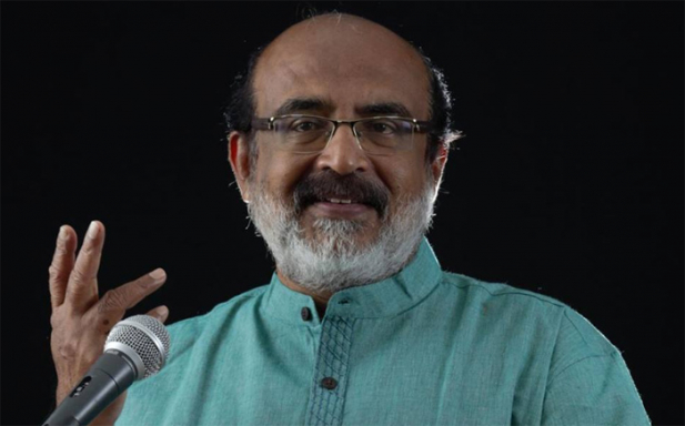 മന്ത്രിമാരുടെ വിദേശയാത്രക്കും വാഹനം വാങ്ങുന്നതിനും ദുരിതാശ്വാസ നിധിയിലെ പണം ഉപയോഗിക്കുന്നു എന്നത് വ്യാജപ്രചാരണം; അതിന് ബജറ്റിൽ പ്രത്യേകം പണമുണ്ട്; ഫണ്ടിൽ നിന്നും 2041 കോടി രൂപ വിവിധ ചെലവുകൾക്കയി അനുവദിച്ചിട്ടുണ്ട്; എല്ലാവരുടെയും അകമഴിഞ്ഞ പിന്തുണ സർക്കാരിന് ഉണ്ടാവണം; മുഖ്യമന്ത്രിയുടെ ദുരിതാശ്വാസനിധിയെ കുറിച്ച് ആർക്കെങ്കിലും ഇനിയും എന്തെങ്കിലും സംശയങ്ങൾ ഉണ്ടെങ്കിൽ കമന്റ് ചെയ്തോളൂ, മറുപടി പറയാൻ തയ്യാർ; വിവാദങ്ങൾ തള്ളി ഫേസ്ബുക്ക് പോസ്റ്റുമായി മന്ത്രി തോമസ് ഐസക്ക്