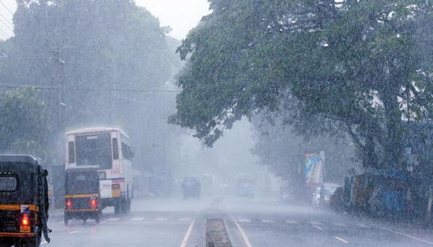 അടുത്ത അഞ്ചുദിവസം മഴ കുറയും; റെഡ് അലേർട്ട് ഇല്ല; കണ്ണൂരും കാസർകോട്ടും ഒറ്റപ്പെട്ട ശക്തമായ മഴയ്ക്ക് സാധ്യത; ശക്തമായ കാറ്റിന് സാധ്യതയുള്ളതിനാൽ മത്സ്യത്തൊഴിലാളികൾക്ക് ജാഗ്രതാ നിർദ്ദേശം