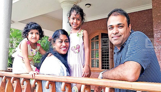 'ഫോർട്ട്ബെന്റിന് വേണം ആദ്യ ഏഷ്യൻ വംശജയായ ജഡ്ജി'; തുണയായത് ഈ മുദ്രാവാക്യം; വെള്ളക്കാരുടെ കുത്തക അവസാനിപ്പിച്ച ചുണക്കുട്ടി കാസർകോടിന്റെ മരുമകൾ; ജഡ്ജിയായ ശേഷം നാട്ടിലെക്കുള്ള ജൂലിയുടെ ആദ്യ വരവ്; വിശേഷങ്ങൾ അറിയാം