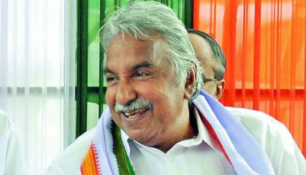 `പിണറായിയുടെ വെല്ലുവിളി ഞങ്ങൾ ഏറ്റെടുത്ത് കഴിഞ്ഞു`; ബാക്കി മണ്ഡലങ്ങളിൽ തിയതി പ്രഖ്യാപിച്ചപ്പോൾ പാലായ്ക്ക് പ്രധാന്യമേറിയെന്ന് ഉമ്മൻ ചാണ്ടി; സിപിഎമ്മിന്റെ ഗതി ലോക്സഭ തെരഞ്ഞെടുപ്പിനെക്കാൾ പരിതാപകരമാകുമെന്നും മുൻ മുഖ്യമന്ത്രി