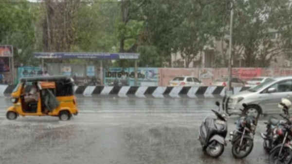 മഴ അതിശക്തം; ആറ് ജില്ലകളിൽ വിദ്യാഭ്യാസ സ്ഥാപനങ്ങൾക്ക് ഇന്ന് അവധി; സ്കൂളുകൾക്കും കോളേജുകൾക്കും അവധി നൽകിയത് തിരുവനന്തപുരത്തും എറണാകുളത്തും ആലപ്പുഴയിലും പത്തനംതിട്ടയിലും തൃശൂരിലും കൊല്ലത്തും