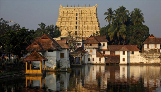 ഏറ്റെടുത്ത ക്ഷേത്രഭൂമിയുടെ നഷ്ടപരിഹാരമായി സർക്കാർ നൽകേണ്ടിയിരുന്ന അലവൻസ് മുടങ്ങിയത് 18 വർഷത്തോളം; ശ്രീപത്മനാഭസ്വാമി ക്ഷേത്രത്തിന് നൽകാനുള്ള 1.67 കോടി രൂപയും കൈമാറി തമിഴ്നാട് സർക്കാർ