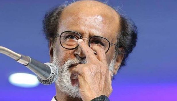 'തിരുവള്ളുവറിനെ പോലെ ബിജെപി തന്നെയും കാവി പൂശാൻ ശ്രമിക്കുന്നു; എന്നാലത് നടക്കാൻ പോകുന്നില്ല; ആഞ്ഞടിച്ച് രജനീകാന്ത്; സുപ്പർ സ്റ്റാറിന്റെ പരാമർശം പൊൻ രാധാകൃഷ്ണന്റെ ക്ഷണത്തിന് പിന്നാലെ