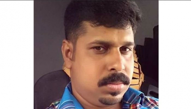 സൗദിയിൽ പെട്രോൾ പമ്പിൽ കുഴഞ്ഞു വീണ് മലയാളി യുവാവ് മരിച്ചു; അന്തരിച്ചത് വേങ്ങര പരപ്പൻചിന സ്വദേശി ബിബീഷ്; കുഴഞ്ഞു വീണത് ഇന്ധനം നിറയ്ക്കാൻ കാത്തുനിൽക്കുമ്പോൾ