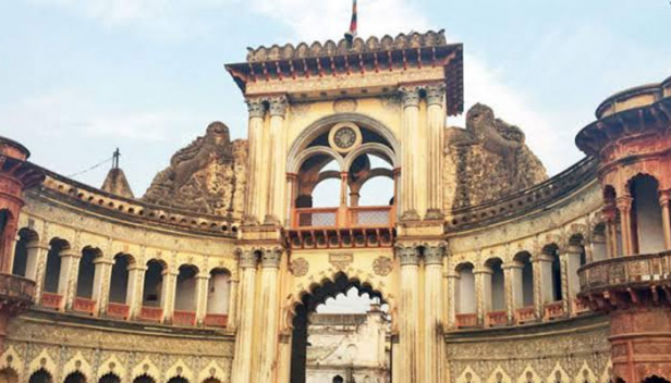 രാമജന്മഭൂമി വിധിക്ക് പിന്നാലെ അയോധ്യ മുൻസിപ്പാലിറ്റി വലുതാക്കാൻ നീക്കവുമായി യു.പി സർക്കാർ; 41 ഗ്രാമങ്ങൾ കൂട്ടിച്ചേർത്ത് വികസനത്തിനായി നടപടി തുടങ്ങി; കോടതി വിധി പ്രകാരം മസ്ജിദ് പണിയുന്ന സഥലം ഉടൻ കണ്ടെത്തും