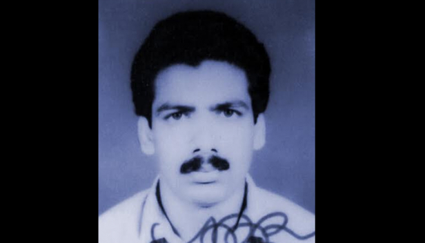 വാളയാർ കേസിനു പിന്നാലെ പി.വി അൻവർ എംഎൽഎ പ്രതിയായിരുന്ന മനാഫ് വധക്കേസിലും സർക്കാർ നിയമക്കുരുക്കിലേക്ക്; തിരിച്ചടിയാകുന്നത് എംഎൽഎയുടെ ബന്ധുക്കളെ വിചാരണ നടത്താൻ സ്പെഷൽ പ്രോസിക്യൂട്ടർ വേണ്ടെന്ന ഉത്തരവ്; നീതി തേടി മനാഫിന്റെ സഹോദരൻ അബ്ദുൽ റസാഖ് എത്തിയതോടെ ഒരാഴ്ചക്കകം സർക്കാറിനോട് റിപ്പോർട്ട് തേടി ഹൈക്കോടതി