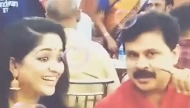 ദിലീപിനൊത്ത് കളിച്ചു ചിരിച്ച് കാവ്യ; തൃശൂരിലെ വിവാഹവേദിയിൽ അതിഥികളായി താരജോഡികൾ; സോഷ്യൽ മീഡിയ ഏറ്റെടുത്ത വീഡിയോ ഇതാ