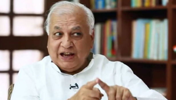 'ആരും വിരട്ടാൻ നോക്കേണ്ടാ.. ഇതിനേക്കാൾ വലിയ ഭീഷണികളെ നേരിട്ടാണ് ഇവിടെ വരെ എത്തിയത്; ഒരു തവണ തലയ്ക്ക് അടിയേറ്റിട്ടും നിലപാടുകളിൽ മാറ്റം വരുത്തിയിട്ടില്ല; ഭരണഘടനാപരമായി സംസ്ഥാനത്തിന്റെ തലവനാണ്; ജനങ്ങളെ ബാധിക്കുന്ന വിഷയത്തിൽ അഭിപ്രായം പറയും; പൗരത്വ ഭേദഗതി നിയമത്തിനെതിരെയുള്ള നിയമസഭയുടെ പ്രമേയത്തിന് സാധുതയില്ല': ഗവർണ്ണറുടെ 'സംസ്ഥാന ബിജെപി അദ്ധ്യക്ഷൻ' കളി സകല സീമകളും ലംഘിച്ചെന്ന സിപിഎം വിമർശനത്തിന് മറുപടിയുമായി ആരിഫ് മുഹമ്മദ് ഖാൻ
