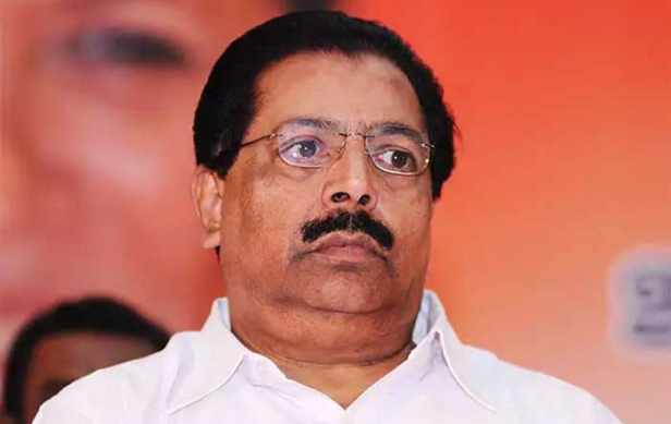 ഡൽഹിയിലെ സമ്പൂർണ തോൽവിക്ക് പിന്നാലെ പി സി ചാക്കോ രാജിവെച്ചു; രാജിക്കത്ത് സോണിയ ഗാന്ധിക്ക് അയച്ചു നൽകി; എഎപി കടന്ന് വന്നതോടെ കോൺഗ്രസിന്റെ വോട്ട് ബാങ്കിനെ മുഴുവൻ അപഹരിച്ചെന്ന് ചാക്കോ