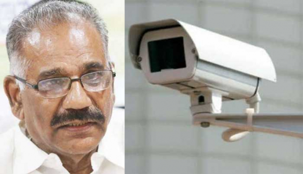 നിയമലംഘനം കണ്ടെത്താൻ ദേശീയ പാതകളിൽ സ്ഥാപിച്ച ക്യാമറകളിൽ പകുതി മാത്രമാണ് പ്രവർത്തിക്കുന്നത്; മോട്ടോർ വാഹന വകുപ്പ് സ്ഥാപിച്ച 143 ക്യാമറകളിൽ 64 എണ്ണം മാത്രമാണ് ഇപ്പോൾ പ്രവർത്തിക്കുന്നതെന്ന് മന്ത്രി എ കെ ശശീന്ദ്രൻ; യഥാസമയം അറ്റക്കുറ്റപ്പണികൾ നടത്തേണ്ട കെൽട്രോൺ കടമ നിർവ്വഹിക്കുന്നില്ലെന്നും ആക്ഷേപം