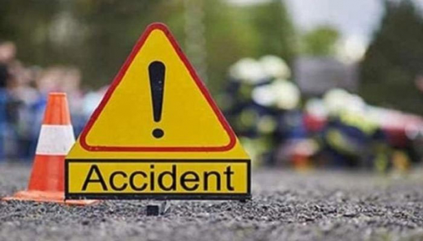 കൊല്ലത്ത് വാഹനാപകടത്തിൽ രണ്ട് മരണം; അപകടം നടന്നത് ഓട്ടോറിക്ഷയും മിനിലോറിയും കൂട്ടിയിടിച്ച്