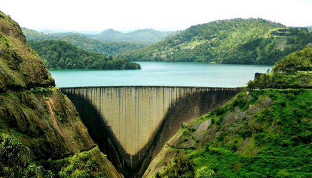 ഇടുക്കി അണക്കെട്ടിന്റെ വൃഷ്ടി പ്രദേശത്ത് നേരിയ ഭൂചലനം;പ്രകമ്പനവും ശക്തമായ മുഴക്കവും ഉണ്ടായത് രണ്ട് തവണ: രാത്രി 10.15നും 10.25നും ഉണ്ടായ ഭൂചലനത്തിൽ നടുങ്ങി നാട്ടുകാർ