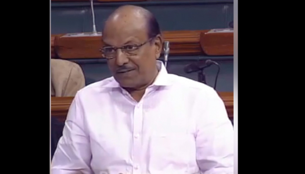 പൗരത്വ പ്രക്ഷോഭകരെ കേൾക്കുന്നതിന് പകരം കൈകാര്യം ചെയ്യുന്നതിനെ പറ്റിയാണ് കേന്ദ്ര സർക്കാർ ആലോചിക്കുന്നത്; ഇന്ത്യ മതനിരപേക്ഷതയിൽ നിന്ന് മതാധിപത്യത്തിലേക്ക് നീങ്ങുകയാണോ എന്നതാണ് ലോകത്ത് നടക്കുന്ന ചർച്ച; ഇതുതിരിച്ചറിയാൻ കേന്ദ്ര സർക്കാർ തയ്യാറാവണമെന്നും പി.കെ.കുഞ്ഞാലിക്കുട്ടി ലോക്സഭാ ചർച്ചയിൽ