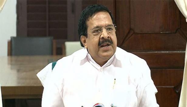 ജനതാ കർഫ്യൂവിനോട് എല്ലാവരും സഹകരിക്കണമെന്ന് ഫേസ്ബുക്ക് ലൈവിൽ രമേശ് ചെന്നിത്തല; കൊറോണ ബാധയെ ചെറുക്കാൻ പരിശ്രമിക്കുന്ന ആരോഗ്യ പ്രവർത്തകരെ അഭിനന്ദിക്കണമെന്നും ആഘോഷമാക്കരുതെന്നും പ്രതിപക്ഷ നേതാവ്