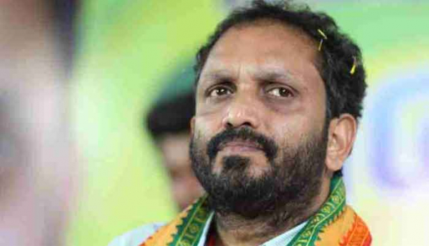 ഇതര സംസ്ഥാന തൊഴിലാളികൾ കൂട്ടം ചേരുന്നത് തുടക്കത്തിലെ തടയാൻ പൊലീസിനായില്ല; ഇവരുടെ പ്രശ്നങ്ങൾ പരിഹരിക്കുമെന്ന് പത്രസമ്മേളനത്തിൽ മുഖ്യമന്ത്രി പറയുന്നതല്ലാതെ ഫലത്തിൽ ഒന്നും നടക്കുന്നില്ലെന്ന് ബിജെപി സംസ്ഥാന അധ്യക്ഷൻ; ലോക്ക് ഡൗൺ നടപ്പാക്കുന്നതിൽ സർക്കാർ പരാജയപ്പെട്ടുവെന്ന വിമർശനവുമായി സുരേന്ദ്രൻ