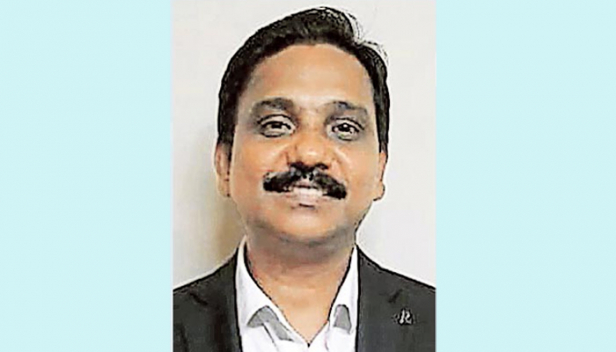 മുംബൈയിൽ കോവിഡ് ബാധിച്ച മലയാളി മരിച്ചത് വേണ്ടത്ര ചികിത്സ ലഭിക്കാതെ; അന്ധേരി സെവൻ ഹിൽസ് ആശുപത്രിയിൽ എത്തിച്ച മലയാളിയെ മടക്കി അച്ചത് സ്ഥിതി ഗുരുതരമാണെന്ന് പറഞ്ഞ്: സംസ്ക്കരിക്കുന്നതിനായി അധികൃതർ എത്താതിരുന്നതോടെ് ഭാര്യയ്ക്ക് ഭർത്താവിന്റെ മൃതദേഹത്തിന് കാവലിരിക്കണ്ടി വന്നത് ഒമ്പത് മണിക്കൂർ