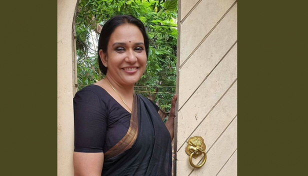 മെയ് പകുതിയോടെ കോവിഡ് അവസാനിക്കുമെന്ന് പ്രവചിച്ച ജ്യോതിഷി കൊറോണ ബാധിച്ച് മരിച്ചു എന്ന വാർത്ത അറിഞ്ഞപ്പോൾ അതോർത്തുപോയി; വിമൻസ് കോളേജ് കാലത്തെ രസകരമായ അനുഭവം പങ്കുവയ്ക്കുന്നു മാലാപാർവതി