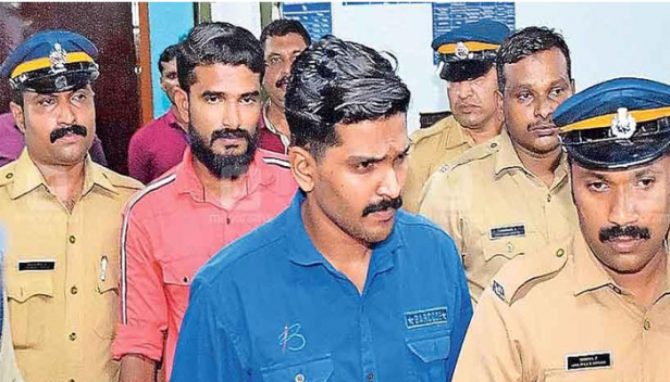 യൂണിവേഴ്സിറ്റി കോളേജ് കത്തിക്കുത്ത് കേസ് പ്രതി ശിവരഞ്ജിത്തിന്റെ കൂട്ടാളികൾക്കെതിരെ ജാമ്യമില്ലാ അറസ്റ്റ് വാറണ്ട് നടപ്പാക്കാത്തത് കൃത്യവിലോപം; തിരുവനന്തപുരം ഫോർട്ട് സിഐക്ക് കോടതി മെമോ; ജൂൺ 17നകം പ്രതികളെ അറസ്റ്റ് ചെയ്ത് കോടതിയിൽ ഹാജരാക്കാൻ ഉത്തരവ്