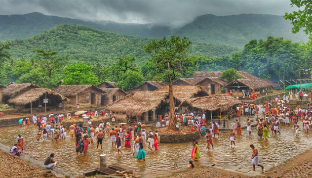 കൊട്ടിയൂരിൽ ബുധനാഴ്ച തിരുവോണം ആരാധന; ഉച്ചയ്ക്ക് പൊന്നിൻ ശീവേലി