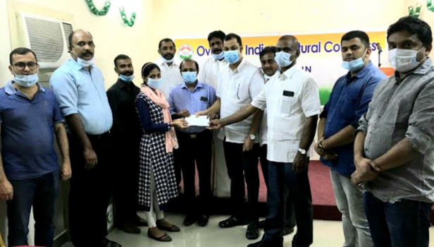 ആലപ്പുഴ ജില്ലാ കോൺഗ്രസ് കമ്മറ്റിയുടെ 'വീടണയാൻ നാടിന്റെ കൈത്താങ്ങ്' കാരുണ്യ ഫ്ളയിറ്റ് ടിക്കറ്റ് പദ്ധതിയുടെ ബഹ്റിനിൽ നിന്നുള്ള ടിക്കറ്റ് വിതരണം ഉദ്ഘാടനം ചെയ്തു