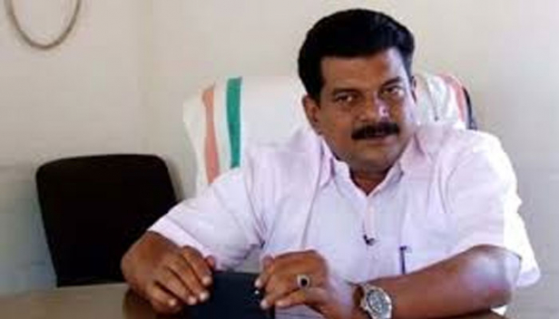 ഹൈക്കോടതി വിധിയുടെ അടിസ്ഥാനത്തിൽ പി വി അൻവർ എംഎൽഎക്കെതിരെ കേസെടുക്കണമെന്ന് കേരള നദി സംരക്ഷണസമിതി; നിയമസഭാ പരിസ്ഥിതി സമിതിയിൽ നിന്ന് ഒഴിവാക്കണം എന്നും ആവശ്യം: ധാർമ്മിക ഉത്തരവാദിത്വം ഏറ്റെടുത്ത് നിയമസഭ അംഗത്വം രാജിവെക്കാൻ പി വി അൻവർ തയാറാവാണമെന്നും പ്രൊഫ. ടി ശോഭീന്ദ്രൻ