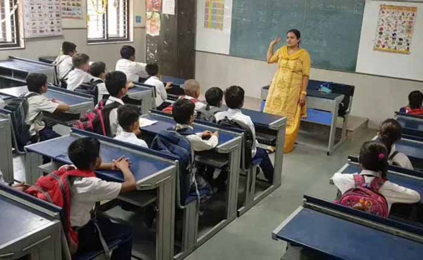 സ്കൂളുകൾ ജൂലായ് 31 വരെ അടച്ചിടുമെന്ന് മനീഷ് സിസോദിയ; പുതിയ ഉത്തരവുമായി ഡൽഹി സർക്കാർ
