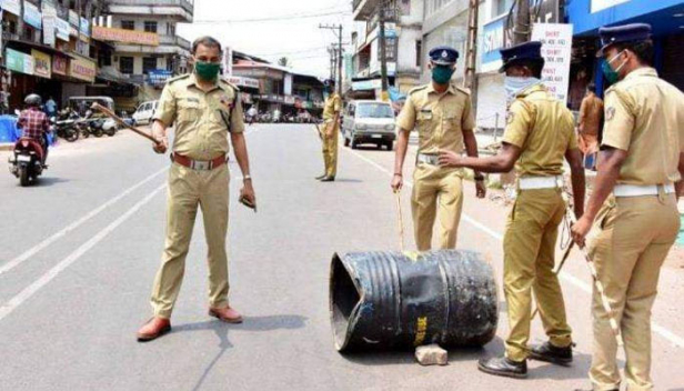 സമ്പർക്കത്തിലൂടെയുള്ള കോവിഡ് വ്യാപനം ഉയരുന്നു; പൊന്നാനി താലൂക്കിൽ നിരോധനാജ്ഞ പ്രഖ്യാപിച്ചു