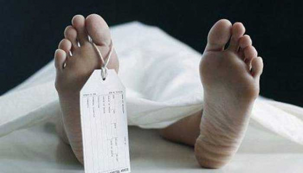 മാസ്ക് ധരിക്കാത്തതിനെ ചൊല്ലി അടിപിടി; യുവാക്കളുമായുള്ള തർക്കത്തിൽ മധ്യവയസ്ക്കൻ നേരിട്ടത് ക്രൂരമർദ്ദനം; അച്ഛനെ രക്ഷിക്കാൻ ശ്രമിച്ച മകളെ അടിച്ചു കൊന്നു