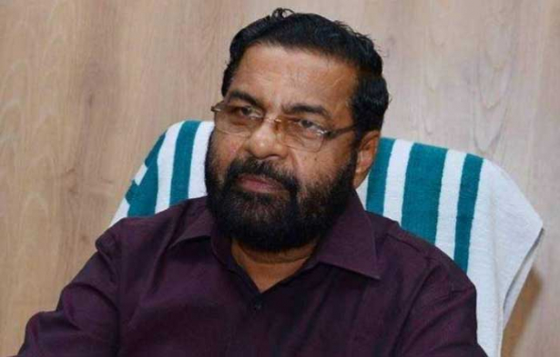 ശ്രീപത്മനാഭസ്വാമി ക്ഷേത്ര കേസ്: സുപ്രീം കോടതി വിധി നടപ്പാക്കുമെന്ന് മന്ത്രി കടകംപള്ളി സുരേന്ദ്രൻ; വിധി സർക്കാരിന് തിരിച്ചടി എന്ന് വ്യാഖ്യാനിക്കുന്നവർക്ക് അതിനുള്ള അവകാശമുണ്ടെന്നും മന്ത്രി