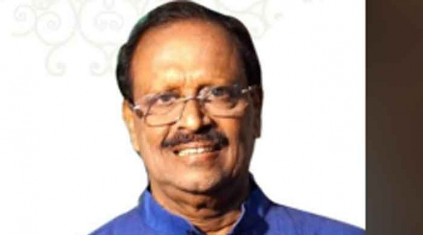 ഇന്ത്യയിൽ ആദ്യമായി ആർഎസ്എസ് പങ്കാളിത്തമുള്ള ഭരണം വരുന്നതിന് ഓടിനടന്നു പണിയെടുത്തവരാണ് സിപിഎമ്മുകാർ; പോളിറ്റ് ബ്യൂറോയിൽ വരെ ആർഎസ്എസ് പ്രതിനിധി ഉണ്ടെന്ന കാര്യം ഇപ്പോൾ പുറത്തുവന്നിരിക്കുന്നു; ഉന്നയിച്ച ആരോപണത്തിൽ കോടിയേരി ഉറച്ചു നിൽക്കുന്നുണ്ടെങ്കിൽ മുല്ലപ്പള്ളിയുടെ സംവാദത്തിനുള്ള വെല്ലുവിളി ഏറ്റെടുക്കണമെന്നും ശൂരനാട് രാജശേഖരൻ