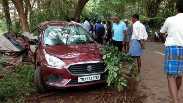 കോയമ്പത്തൂരിലുണ്ടായ വാഹനാപകടത്തിൽ നാല് യുവാക്കൾ മരിച്ചു, ഒരാൾക്ക് ഗുരുതര പരിക്ക്; അപകട മുണ്ടായത് വെള്ളിയാഴ്ച പുലർച്ചെ