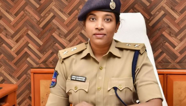 അവളുടെ ദേഹമാസകലം പരുക്കേറ്റിരുന്നു; മൂന്നുദിവസമായി ഒരിറ്റു വെള്ളം പോലും നൽകിയിരുന്നില്ല: ഭർത്താവിന്റെ കൊടുംക്രൂരതയ്ക്ക് ഇരയായ അവളുടെ അവസ്ഥ കണ്ട് ഞാൻ നടുങ്ങി പോയി: പൊലീസ് സൂപ്രണ്ടായ രമാ രാജേശ്വരിയുടെ ഫേസ്ബുക്ക് കുറിപ്പ് വൈറലാകുന്നു