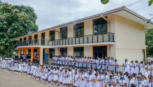കോവിഡ് വ്യാപനം ഇല്ല; ശ്രീലങ്കയിൽ സ്കൂളുകൾ തുറന്നു