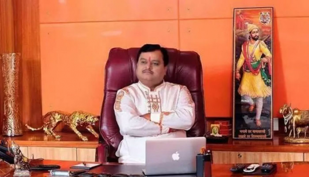 രാജ്യത്തെ ഭരണസംവിധാനങ്ങൾ മുസ്ലിങ്ങൾ പിടിച്ചെടുക്കുന്നതിനുപിന്നിലെ രഹസ്യം വെളിപ്പെടുന്നു എന്ന് സുദർശൻ ന്യൂസ് എഡിറ്റർ ഇൻ ചീഫ്; യു.പി.എസ്.സി ജിഹാദ് എന്ന പുതിയ ആരോപണവുമായി സുരേഷ് ചവങ്കെ